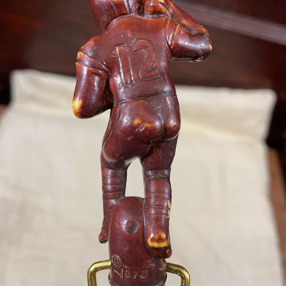 1973 JSNY No 12 Football Player Shoehorn Vintage Plastic Shoehorn Football - Picture 5 of 7